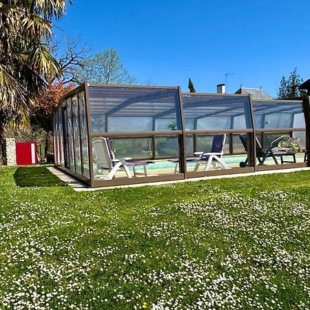 Maison De Charme Piscine Couverte Chauffee Mayrinhac-Lentour 외부 사진