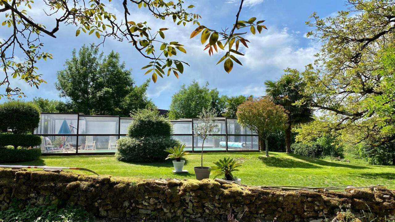 Maison De Charme Piscine Couverte Chauffee Mayrinhac-Lentour 외부 사진