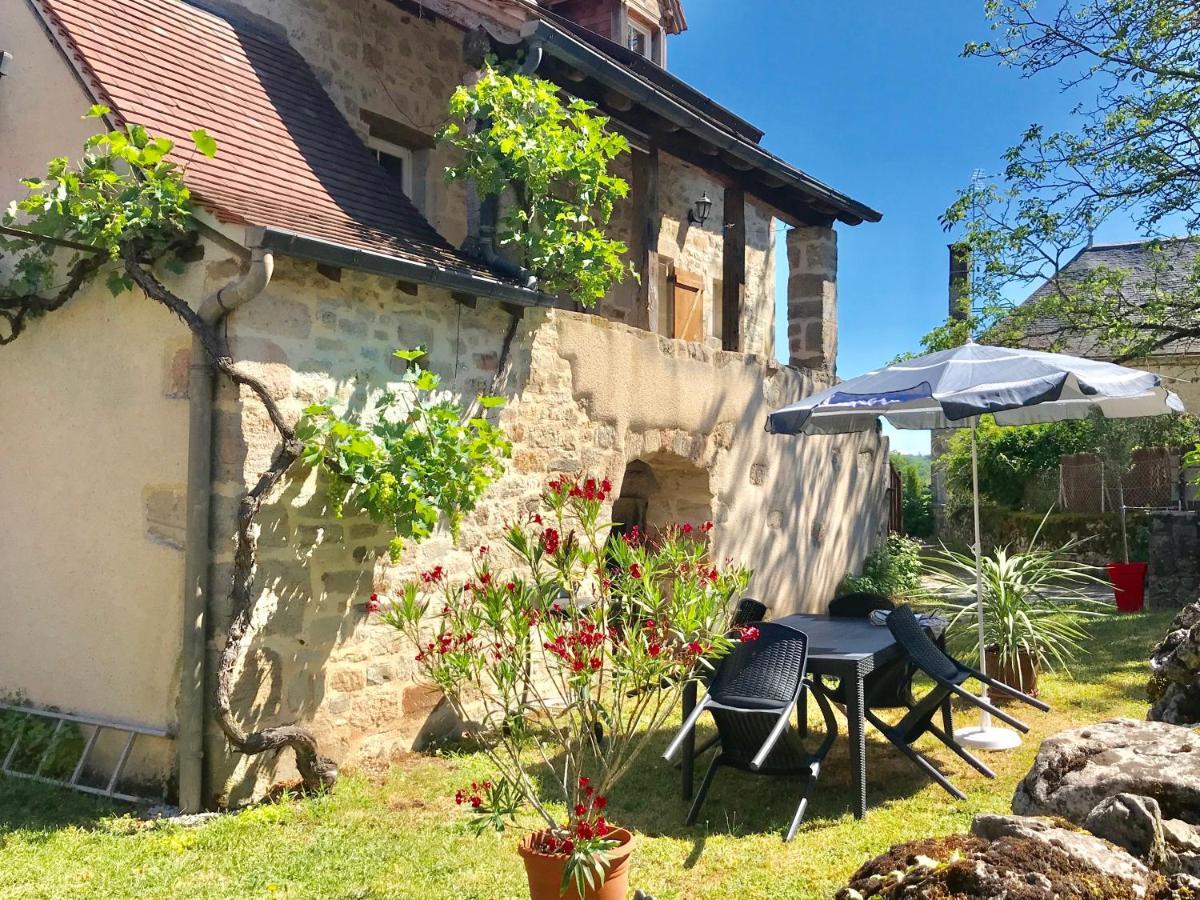 Maison De Charme Piscine Couverte Chauffee Mayrinhac-Lentour 외부 사진